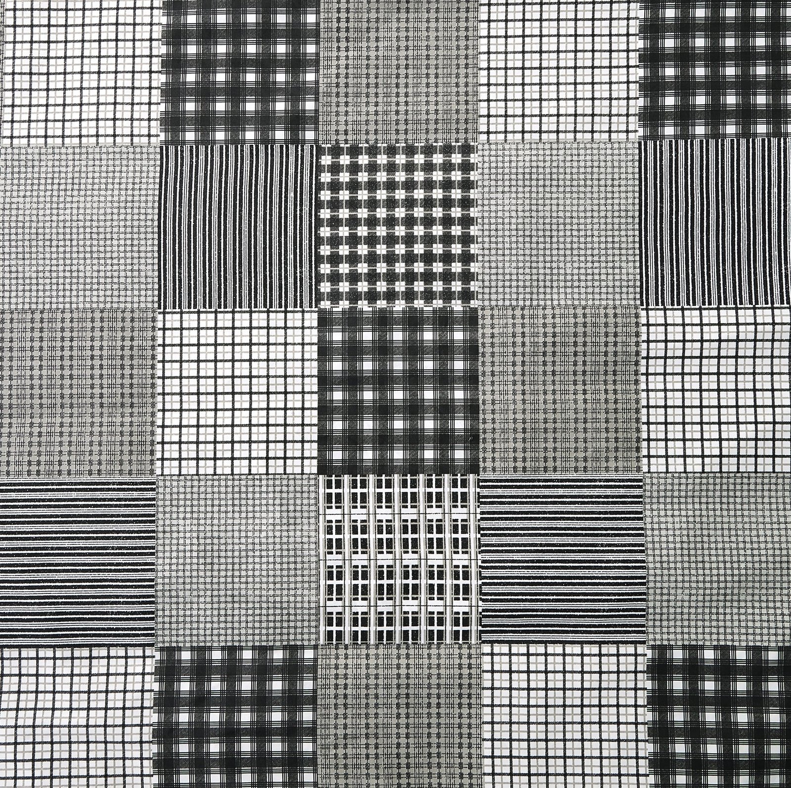 Breathable Microfibre Quilt Duvet Cover Set With Fitted Sheet - Image 25