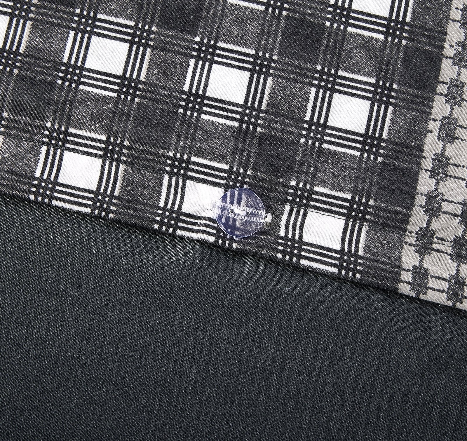 Breathable Microfibre Quilt Duvet Cover Set With Fitted Sheet - Image 26