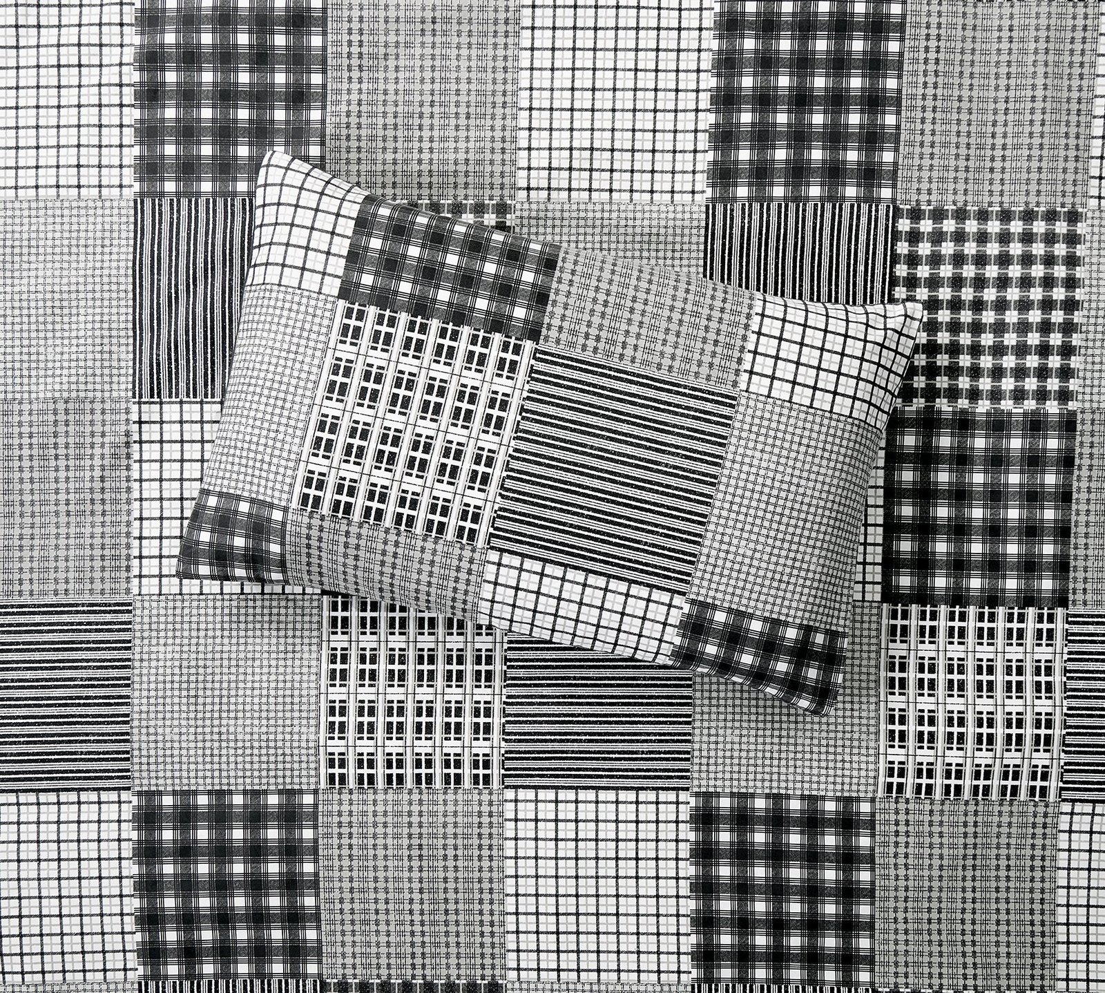 Breathable Microfibre Quilt Duvet Cover Set With Fitted Sheet - Image 27