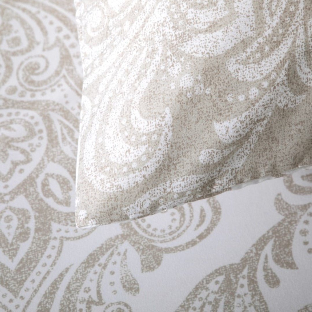 Breathable Microfibre Quilt Duvet Cover Set With Fitted Sheet - Image 37