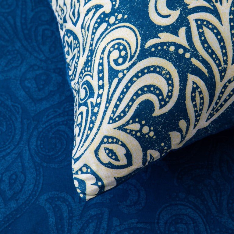 Breathable Microfibre Quilt Duvet Cover Set With Fitted Sheet - Image 40