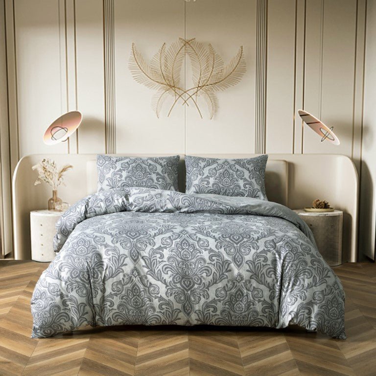 Breathable Microfibre Quilt Duvet Cover Set With Fitted Sheet - Image 44