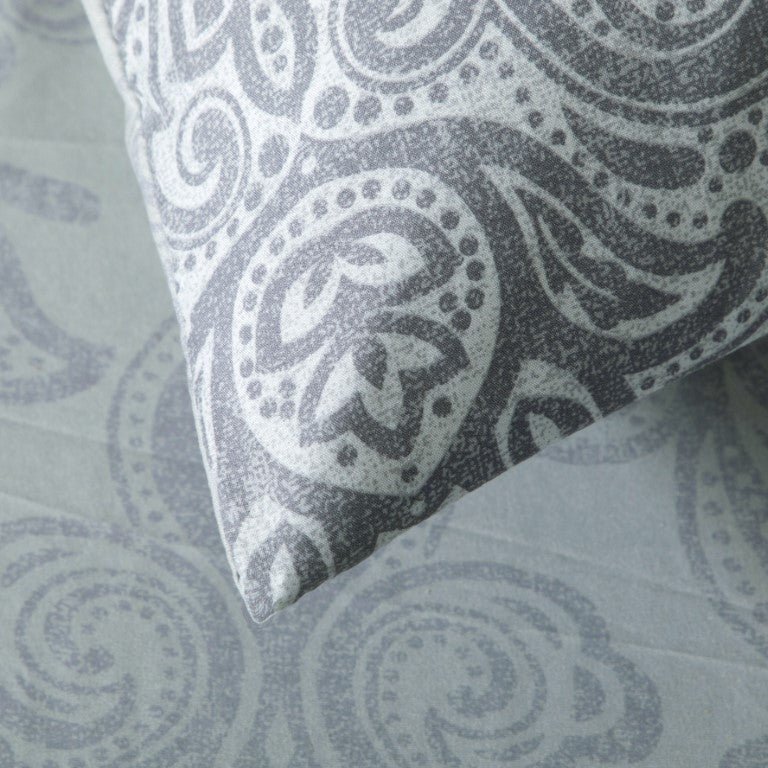 Breathable Microfibre Quilt Duvet Cover Set With Fitted Sheet - Image 51