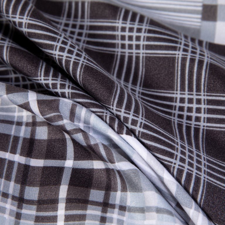 Breathable Microfibre Quilt Duvet Cover Set With Fitted Sheet - Image 67