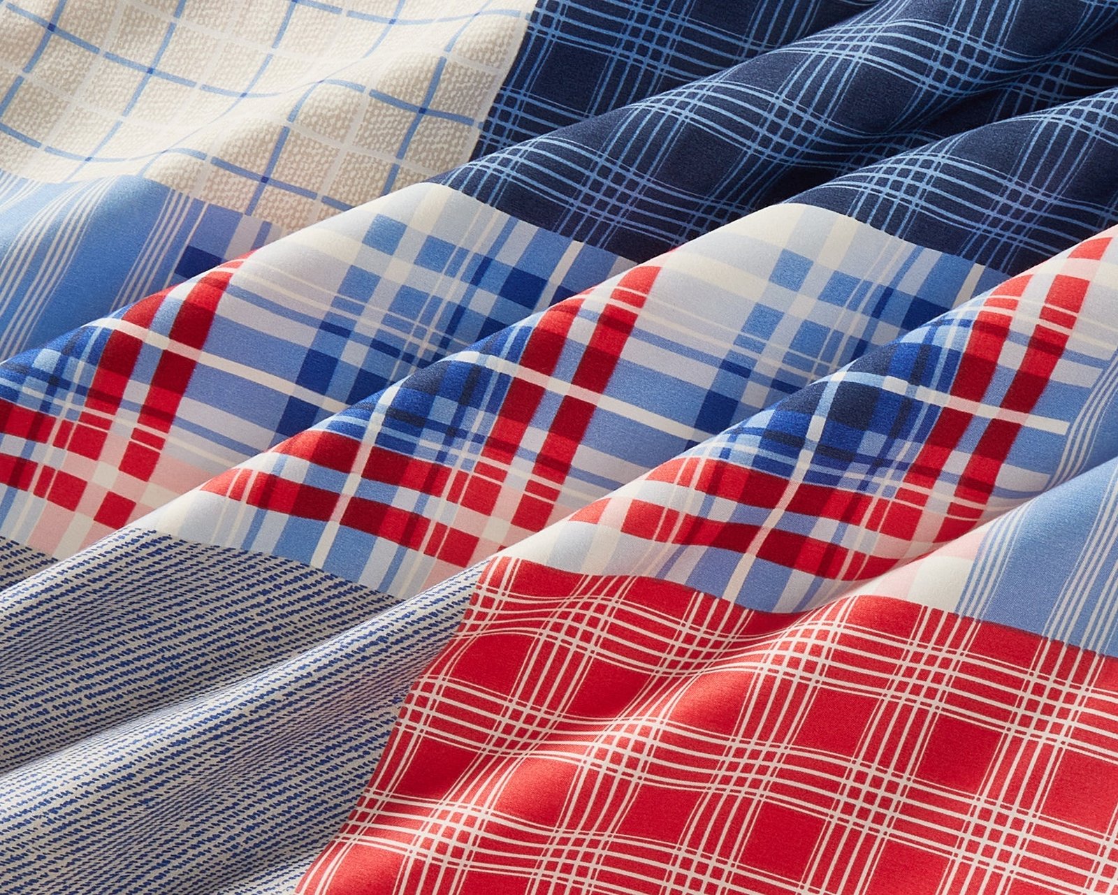 Breathable Microfibre Quilt Duvet Cover Set With Fitted Sheet - Image 72