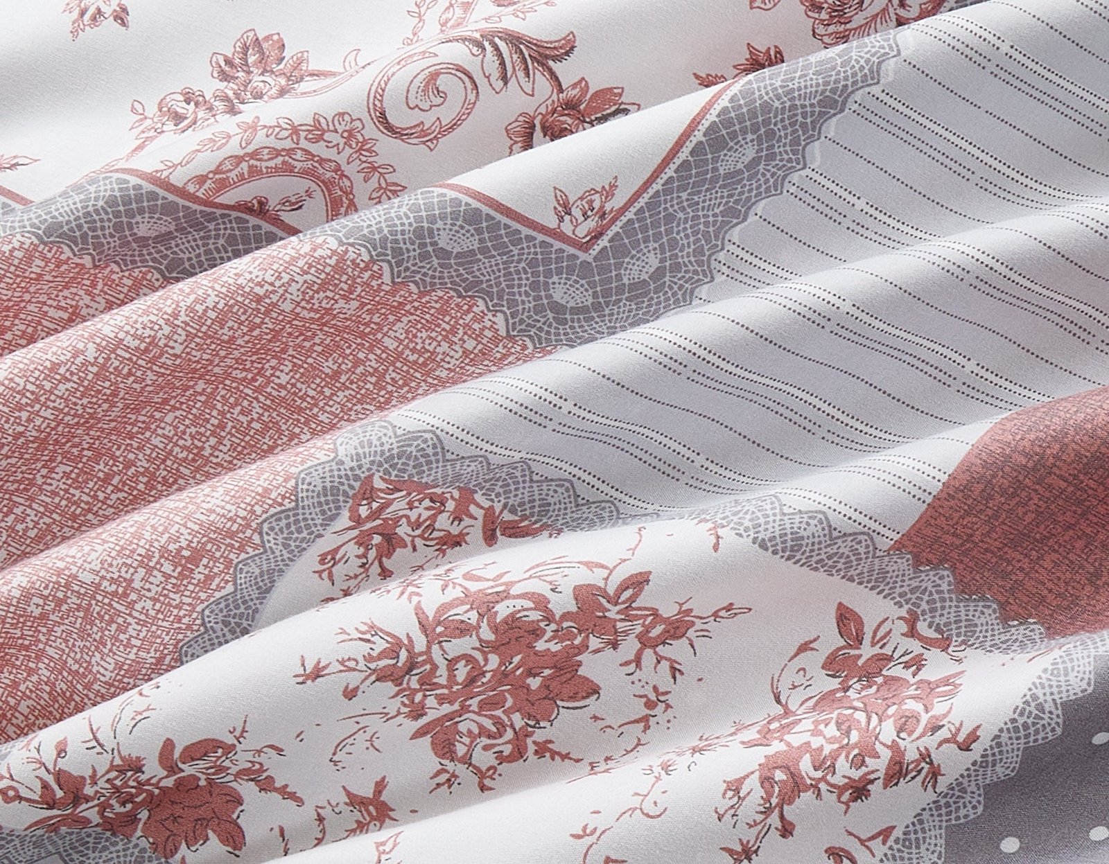 Breathable Microfibre Quilt Duvet Cover Set With Fitted Sheet - Image 79