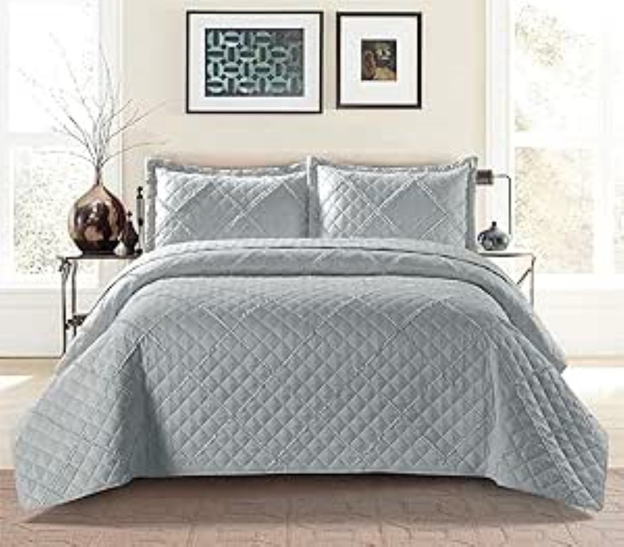 Lightweight Embossed Quilted Ruffle Bedspread Comforter with Pillow Case - Image 15