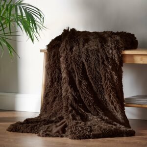 Catherine Lansfield Cuddly 150cm x 200cm Faux Fur Throw Chocolate