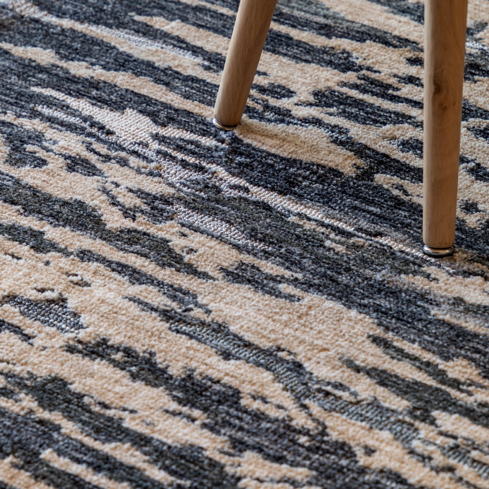 Trisul Rug Grey - Image 2