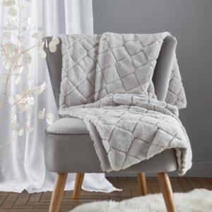 Catherine Lansfield Cosy Diamond Faux Fur 130cmx170cm Throw Silver Grey