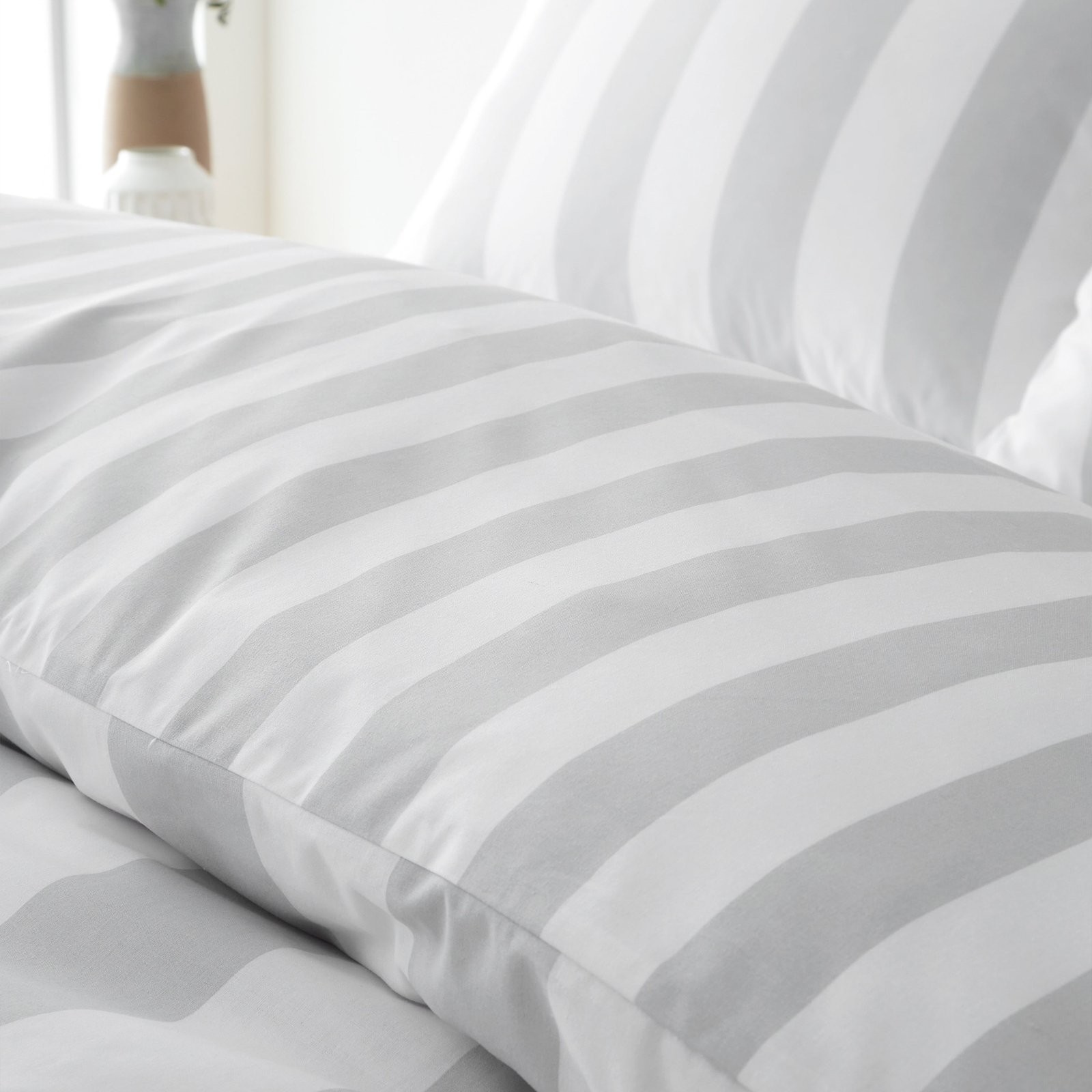 Catherine Lansfield Cove Stripe Duvet Cover Bedding Set Silver - Image 3