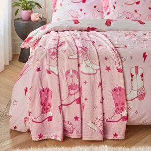 Sassy B Cowgirl Boot Soft and Cosy 200cm x 240cm Throw Pink