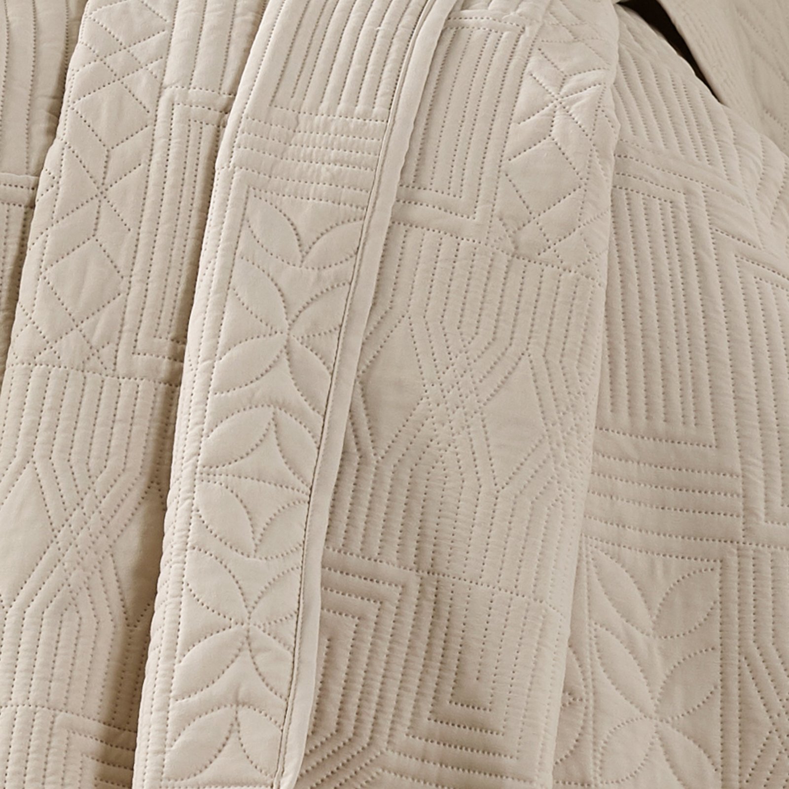 Catherine Lansfield Folkstone Geo Quilted 220cm x 230cm Bedspread Natural - Image 2