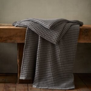Pineapple Elephant Jaipur 150cm x 200cm Waffle Throw Grey