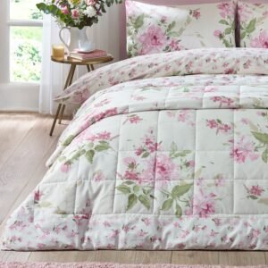 Catherine Lansfield Avebury Floral 220cm x 230cm Reversible Bedspread Cream