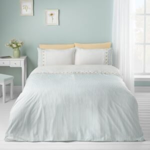 Catherine Lansfield Embroidered Daisy Duvet Cover Bedding Set Sage Green