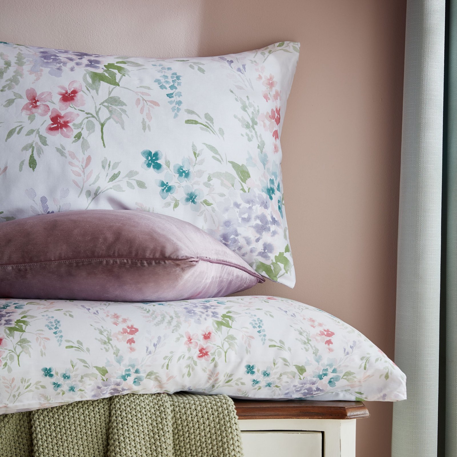 Laura Ashley Aulden Flowers Duvet Cover Bedding Set Lavender - Image 3