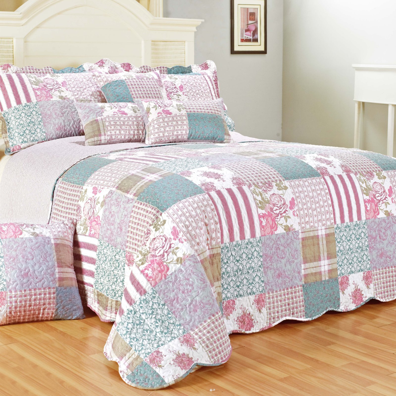 Luxury Quilted Patchwork Embroidered Bedspread Comforter with Pillow Case - Image 7