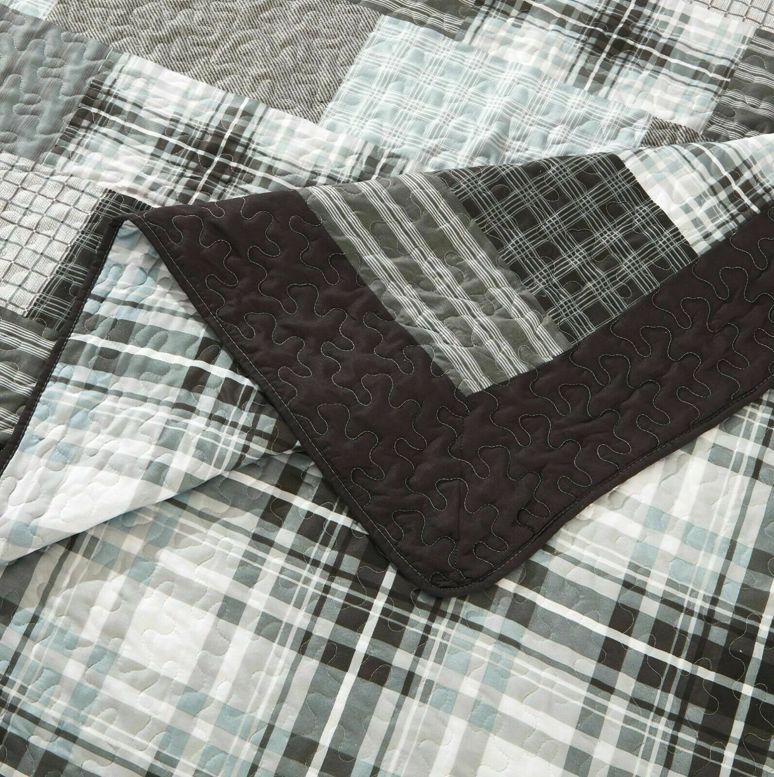 Luxury Quilted Patchwork Embroidered Bedspread Comforter with Pillow Case - Image 16