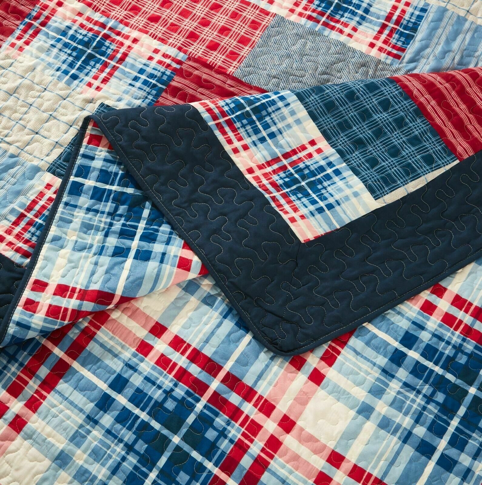 Luxury Quilted Patchwork Embroidered Bedspread Comforter with Pillow Case - Image 20