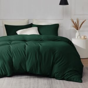 Plain Emerald Green Bedding Set
