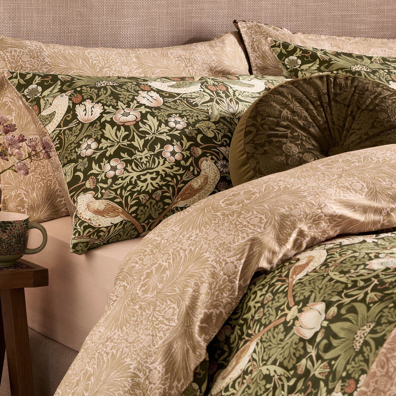 William Morris At Home Strawberry Thief Duvet Cover Bedding Set Nettle - Image 3