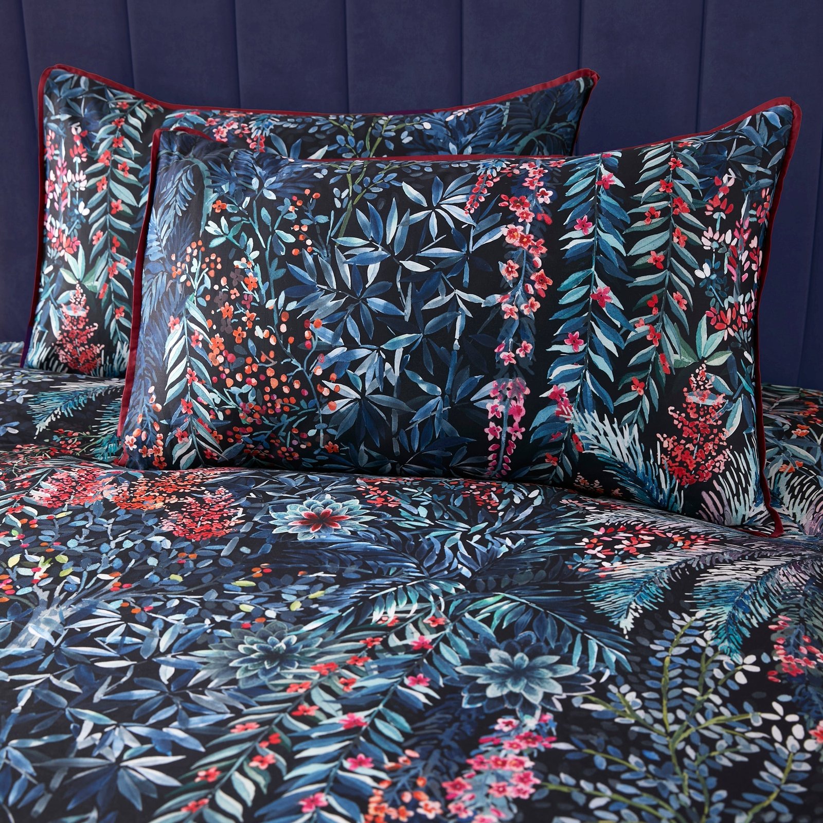 Soiree Tessa Duvet Cover Bedding Set Navy - Image 3