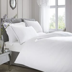 Appletree Boutique 200 Duvet Cover Bedding Set White