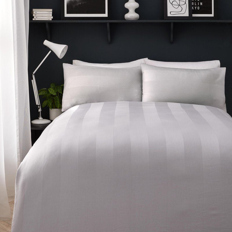 Appletree Boutique Capri Duvet Cover Bedding Set Silver