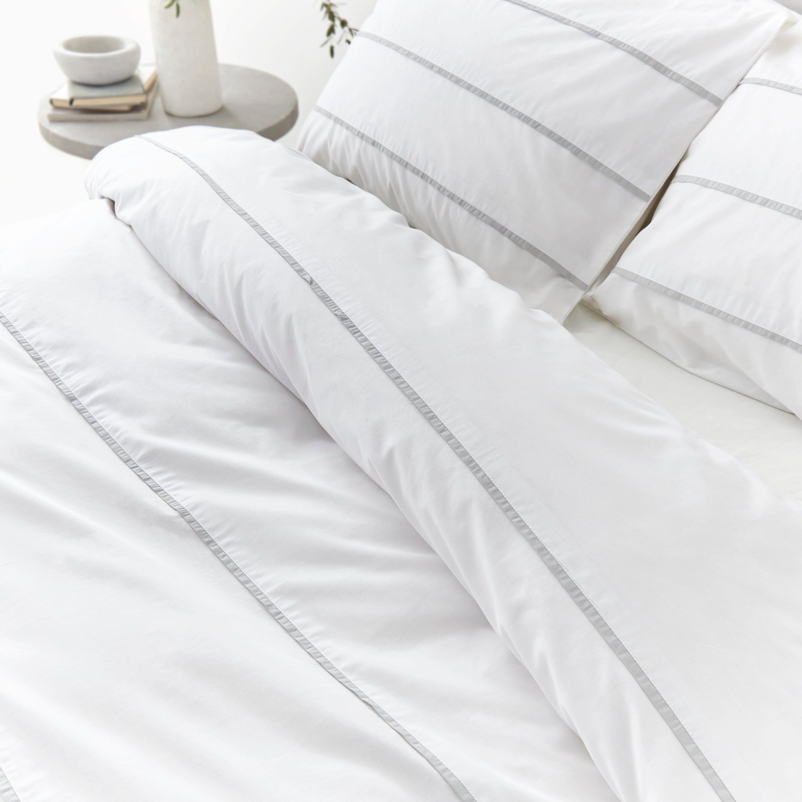 Content By Terence Conran Halstead Pleat Bedding Set White Grey - Image 3