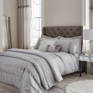 Catherine Lansfield Sequin Cluster Duvet Cover Bedding Set Silver